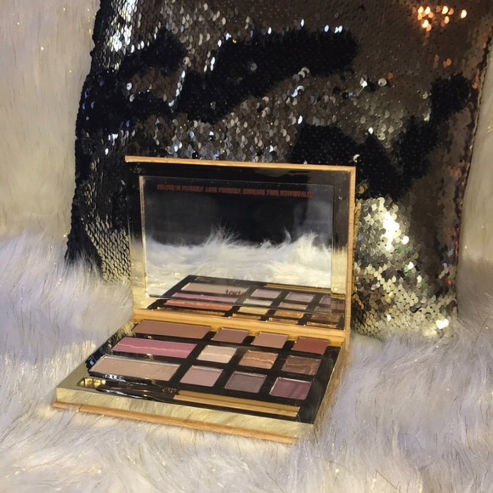 ‼️SUPER🆑PRICE FIRM‼️ 🆕🐊 Tarte Swamp Queen Palette - Picture 2 of 8